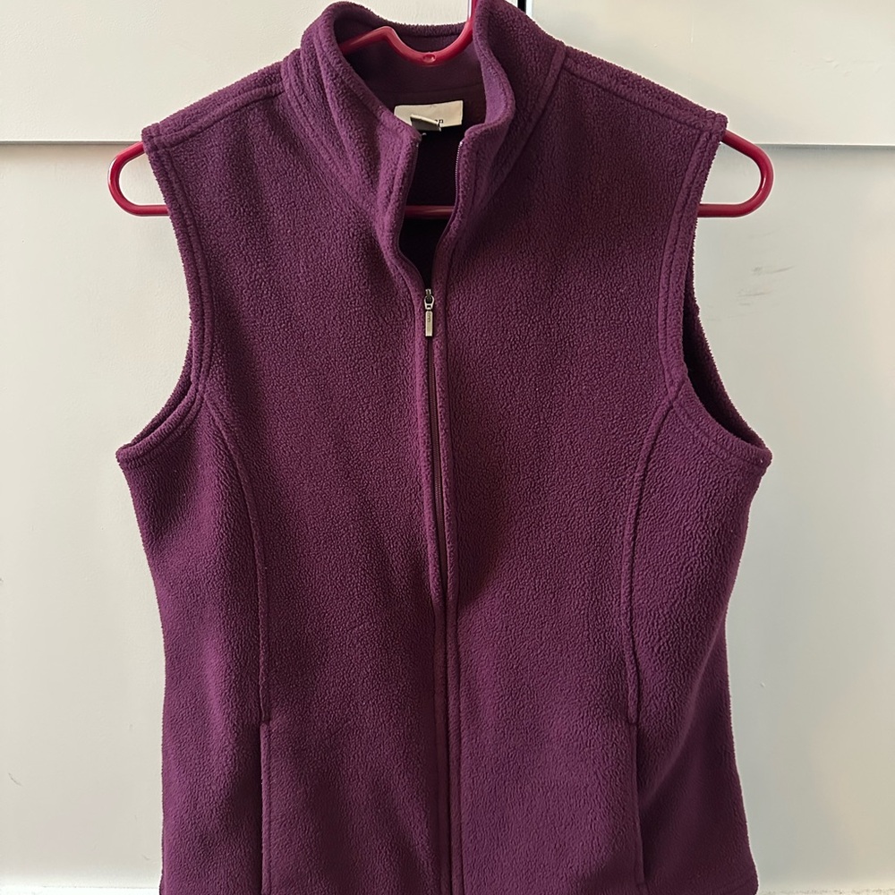 Women's Plum Fleece Vest